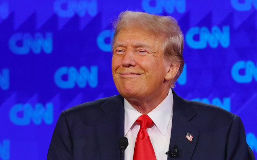 Никки Хейли предупредила, что замена Байдена не поможет Трампу