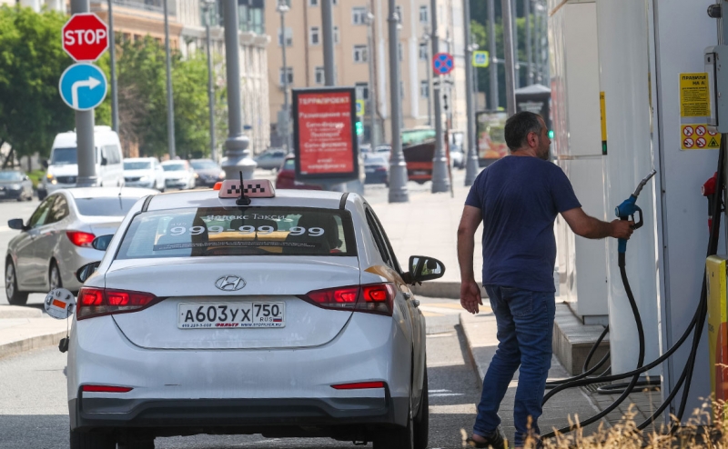 Новак назвал нормальным рост цен на бензин