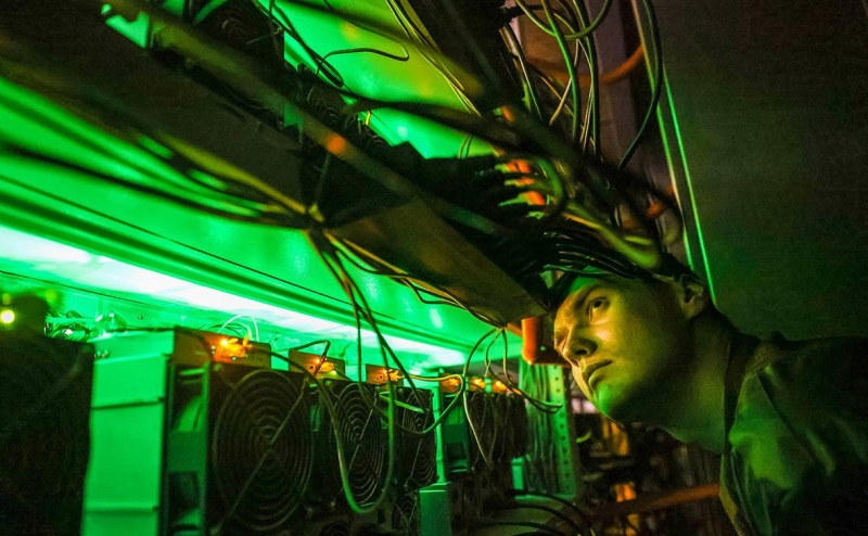 Новак назвал причины ограничения майнинга в нескольких&nbsp;регионах