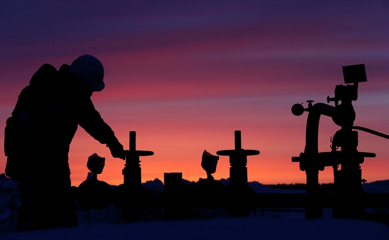 Новак оценил необходимость срочных мер по нефтяному рынку