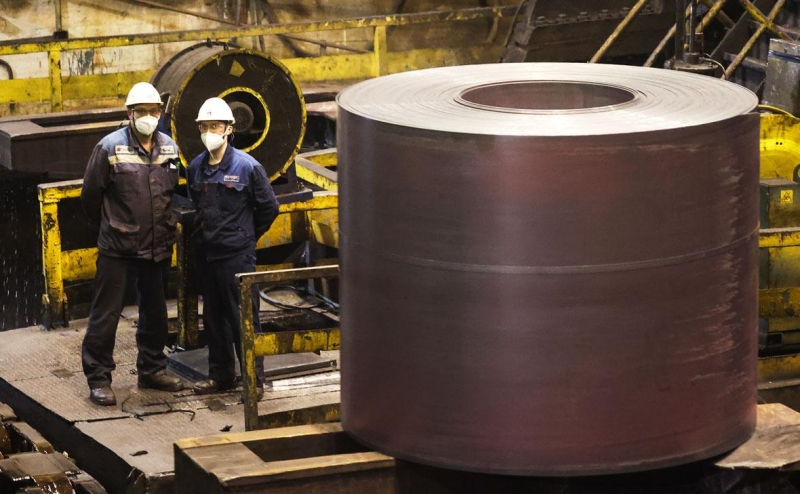 Новак поручил оценить влияние послаблений для металлургов на бюджет