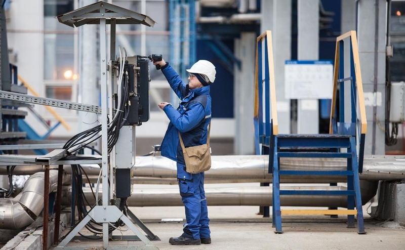 Новак заявил об отсутствии планов повышать налоги на нефтяную отрасль