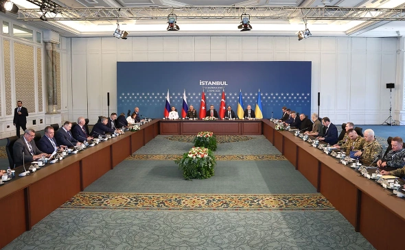 NYT назвала самый близкий к скандалу момент встречи Трампа с лидерами