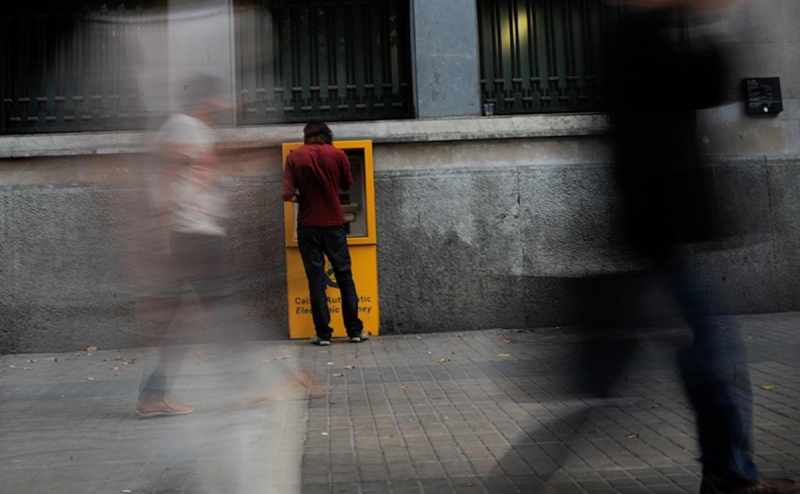 Объем наличной валюты у россиян сократился впервые за шесть лет