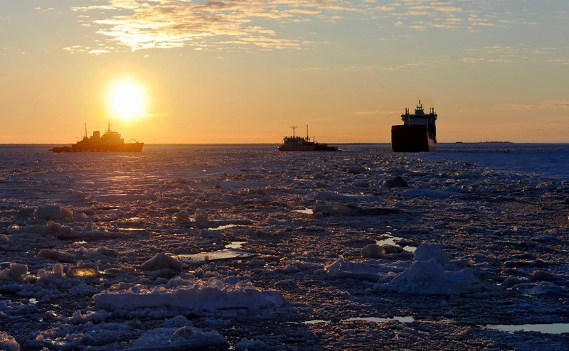 Объем перевозки сырья в акватории Арктики снизится после 2035-го на