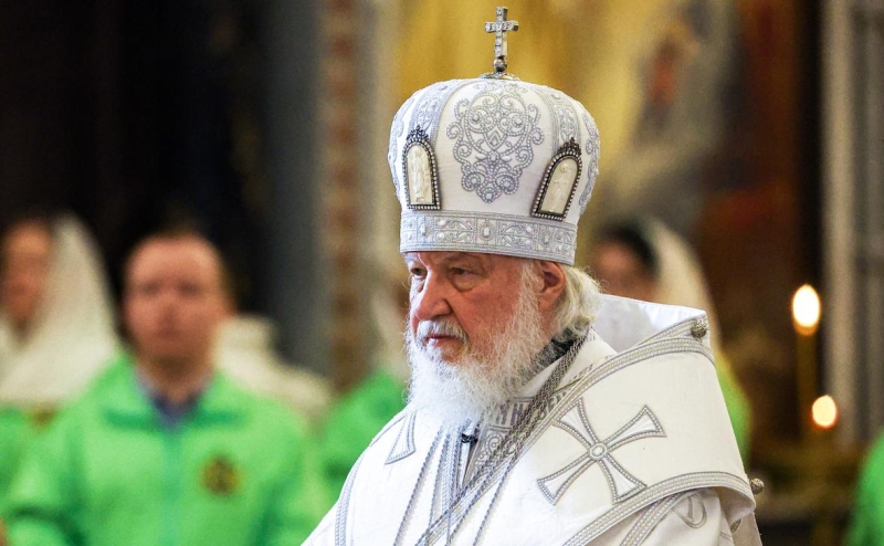 Обвиненный в домогательствах священник стал десантником-штурмовиком