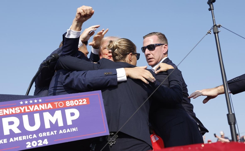 Очевидцы рассказали, что охрану Трампа предупредили о возможном