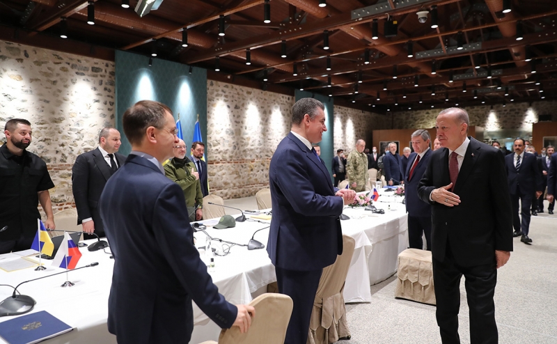 Очные переговоры России и Украины в Стамбуле завершились