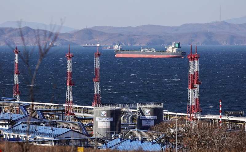 OFAC назвал пути обхода потолка цен на российскую нефть