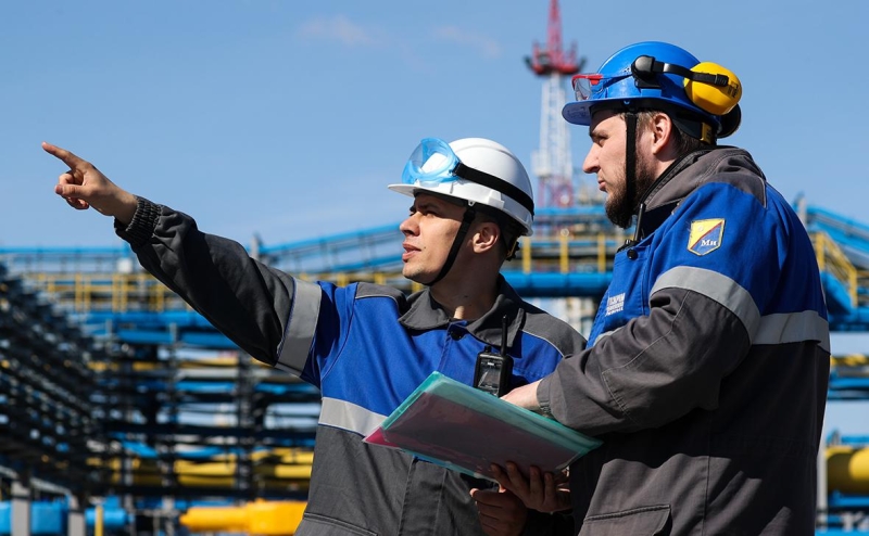 OFAC назвал пути обхода потолка цен на российскую нефть