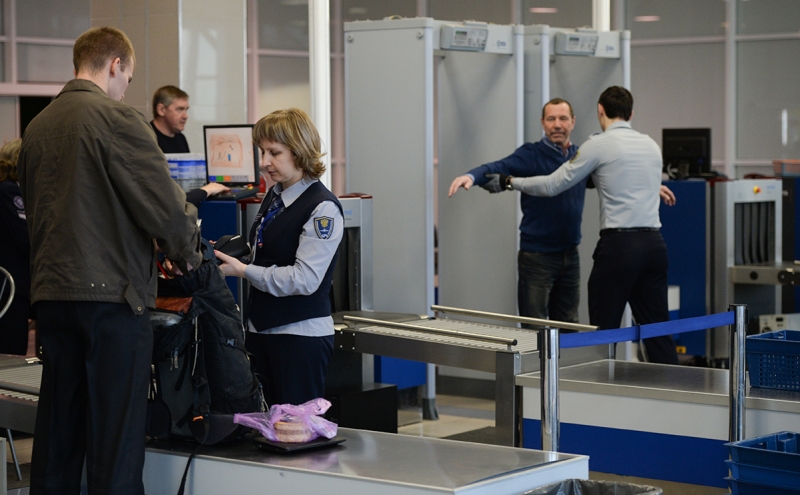 Ограничение полетов в 11 аэропортов продлили до 12 июня