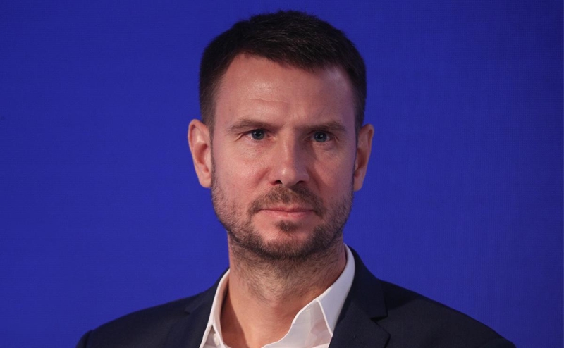 Оливер Хьюз получил должность в грузинском банке