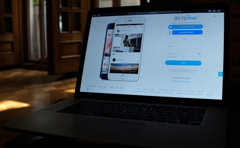 OnlyFans передумал запрещать порнографический контент