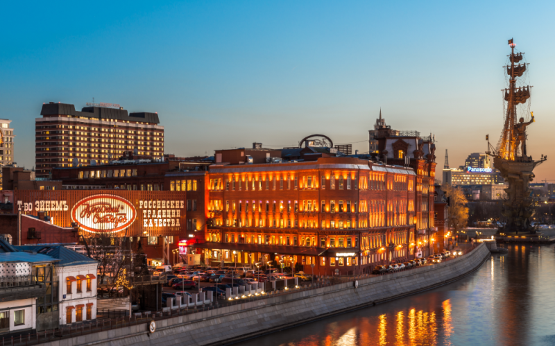 Оппозиция добилась перевыборов в Белграде после массовых протестов