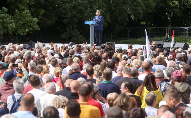 Орбан заявил, что Запад хочет победить Россию ради денег