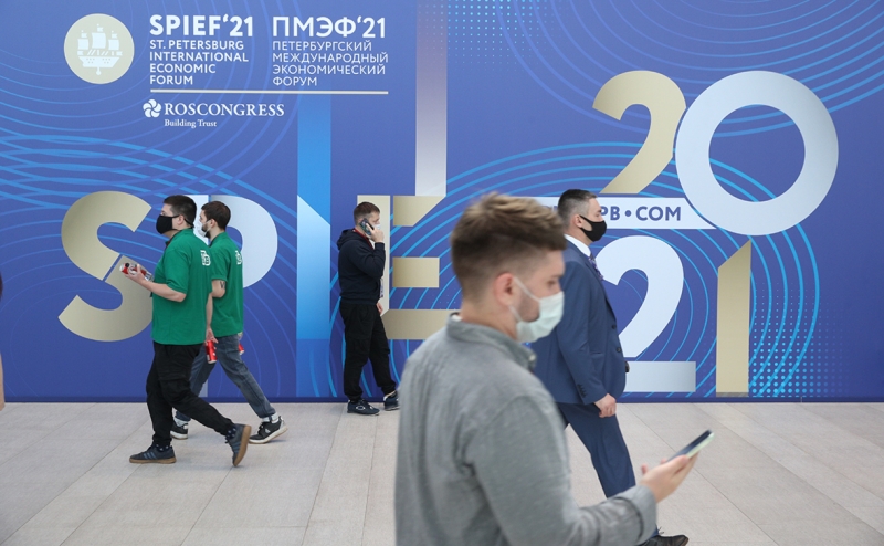 Организаторы оценили сумму заключенных на ПМЭФ соглашений