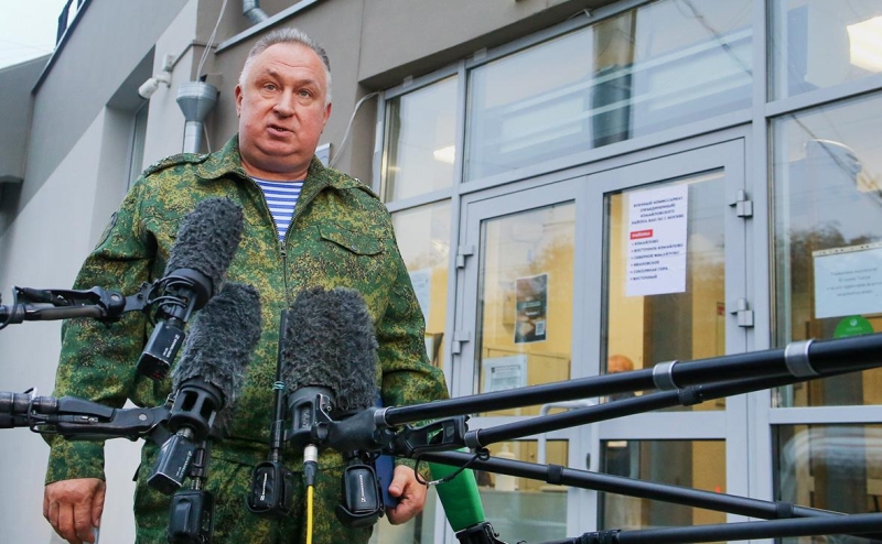 Осужденный за коррупцию генерал попросил об отправке на военную