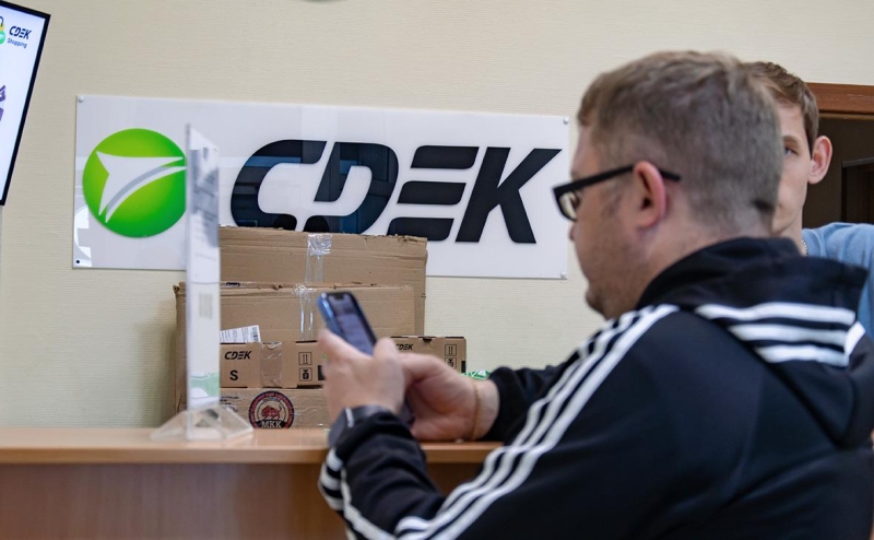 Отмена свадьбы и сделок: эксперты оценили ущерб от сбоя сервисов СДЭК