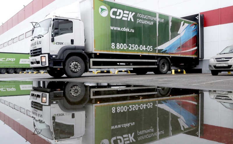 Отмена свадьбы и сделок: эксперты оценили ущерб от сбоя сервисов СДЭК