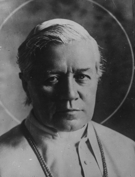 Папа римский: роль в католической церкви, история и символы власти