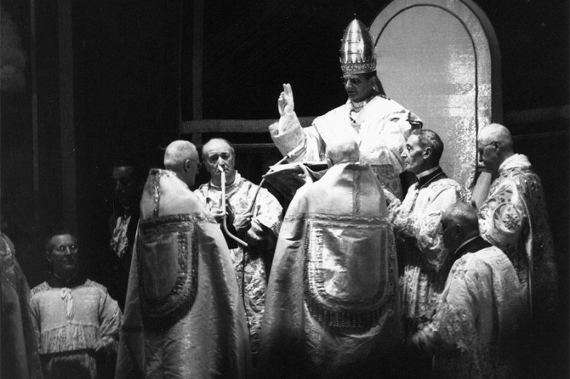 Папа римский: роль в католической церкви, история и символы власти