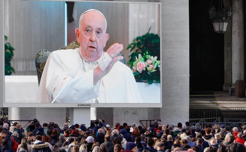 Папа римский сообщил, что у него воспаление легких