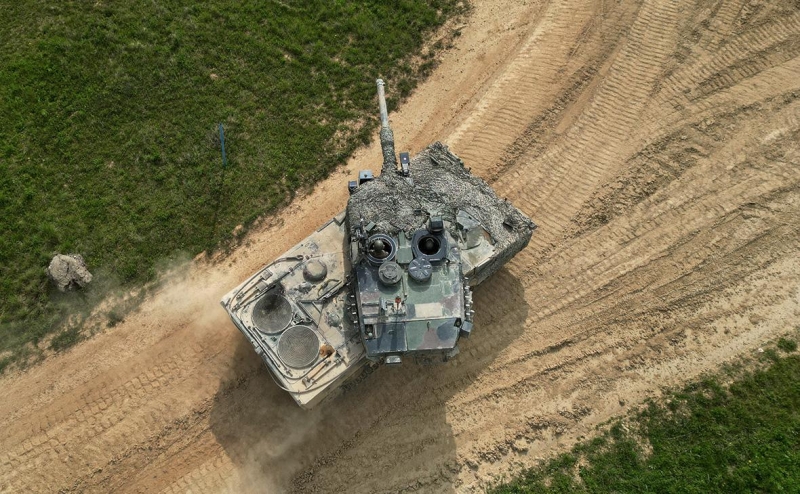 Парламент Швейцарии счел возможным реэкспорт оружия на Украину