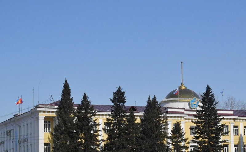 Парламент Тувы не назначит сенатора в срок на фоне обсуждений зама