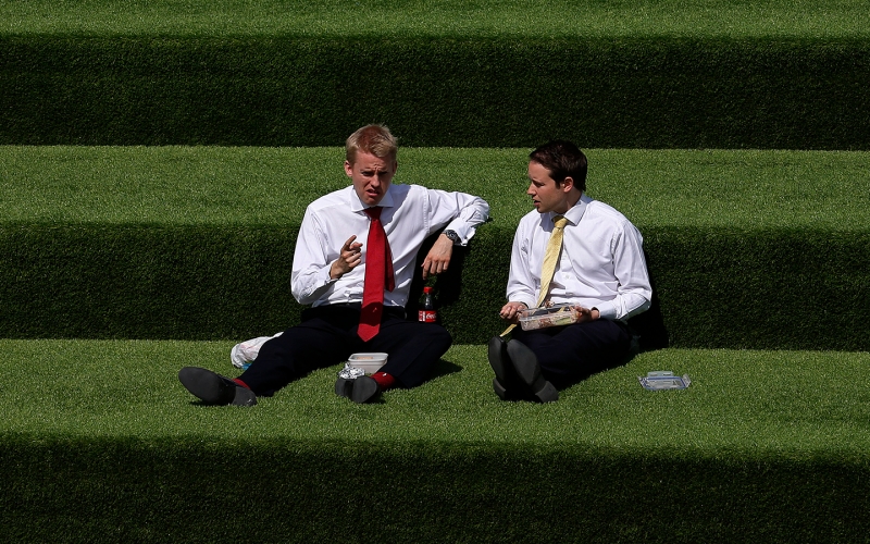 Партии сообщили о первых нарушениях на выборах