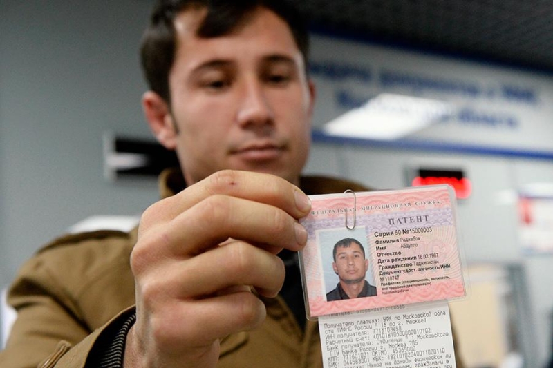 Патент на работу для иностранных граждан: получение, стоимость