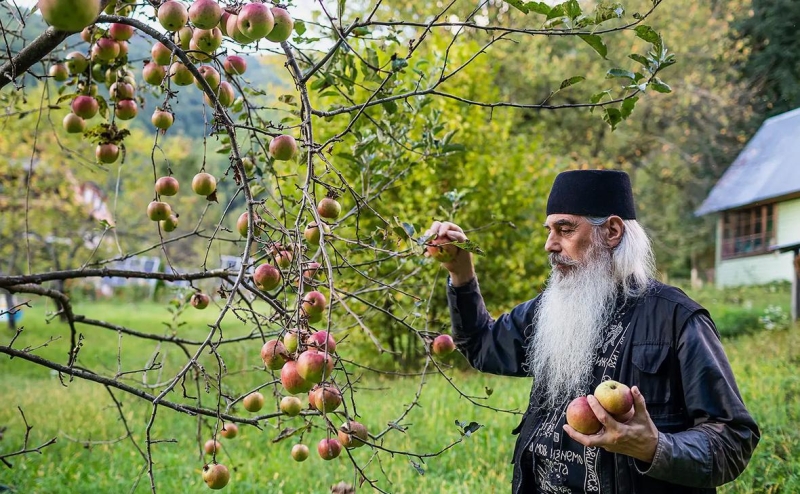 Патриарх Кирилл призвал гнать тех, кто призывает к борьбе с