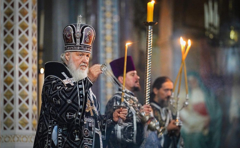 Патриарх заявил, что батюшки «не в обозе отсиживаются» на передовой