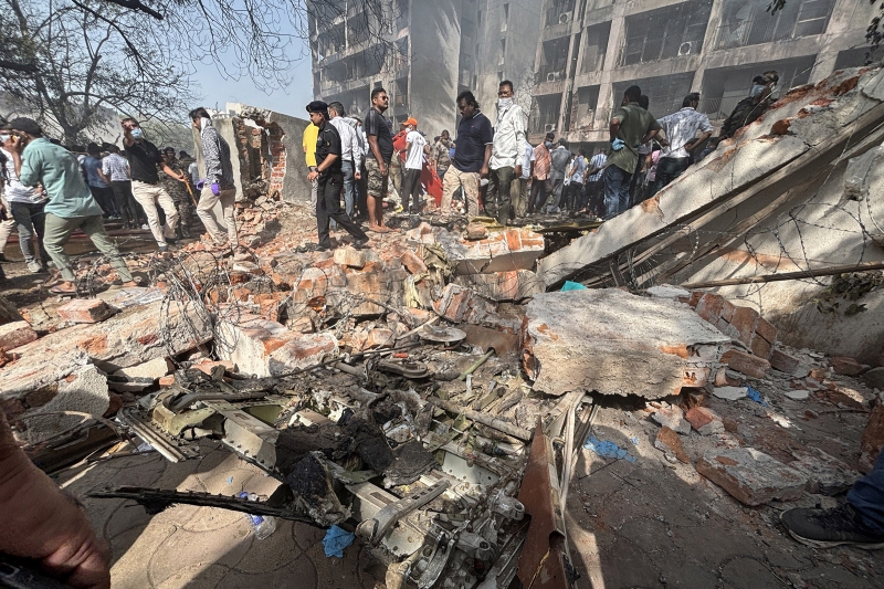 Первая катастрофа самолета Boeing 787 Dreamliner. Фотогалерея