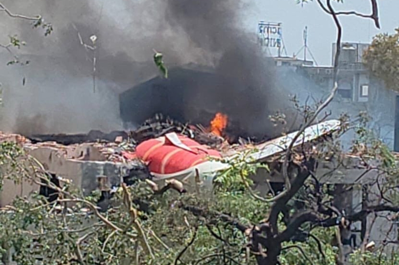 Первая катастрофа самолета Boeing 787 Dreamliner. Фотогалерея