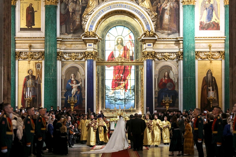 Первое за 120 лет венчание потомка Романовых в Петербурге. Фоторепортаж