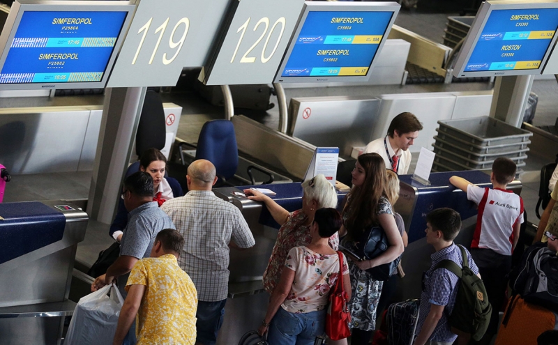 Первые два региона ввели требование QR-кода при посадке на самолет