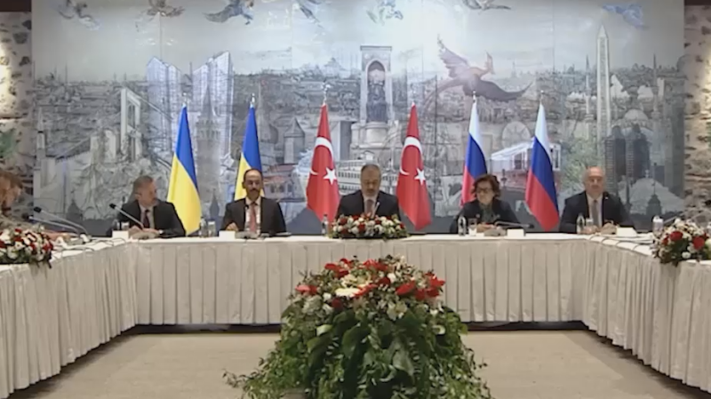 Первые кадры с начала переговоров России и Украины в Стамбуле