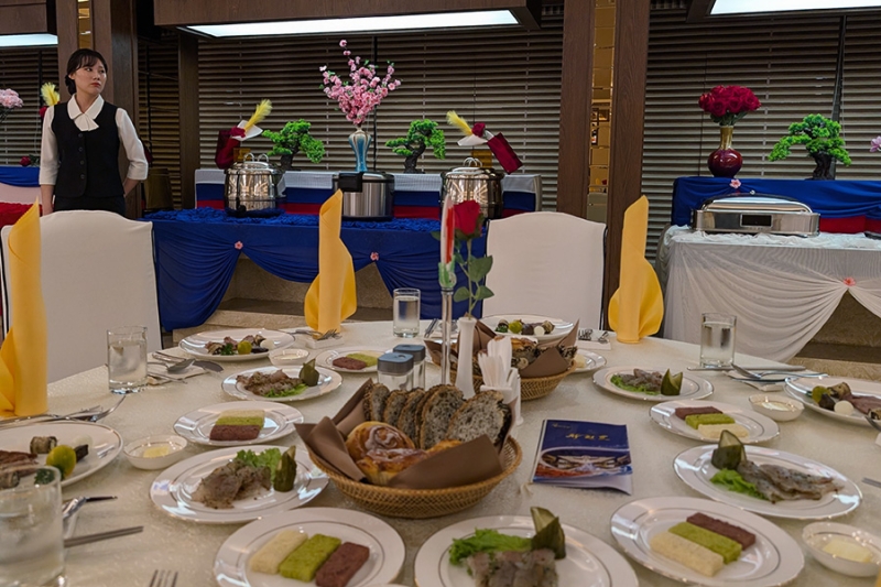 Первые туристы из России описали отдых на курорте в Северной Корее