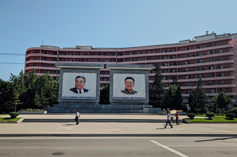 Первые туристы из России описали отдых на курорте в Северной Корее