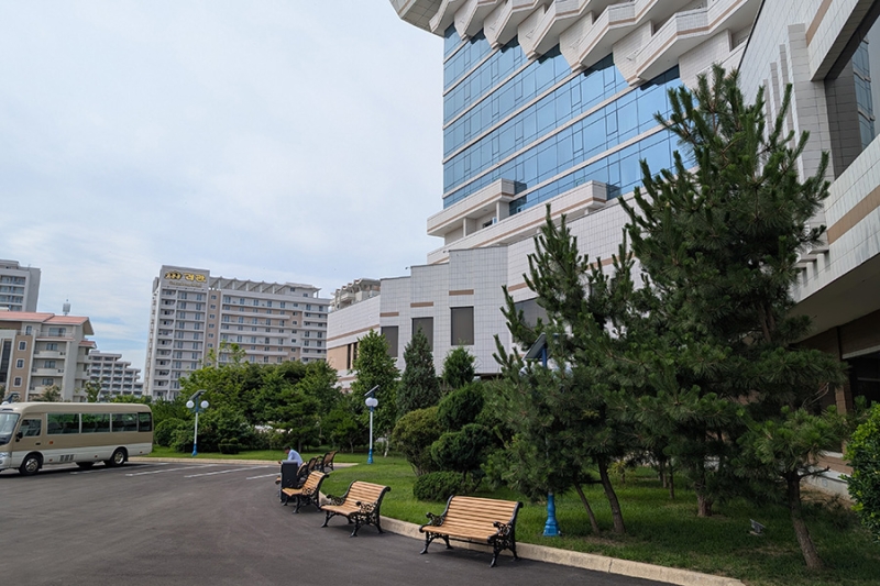 Первые туристы из России описали отдых на курорте в Северной Корее