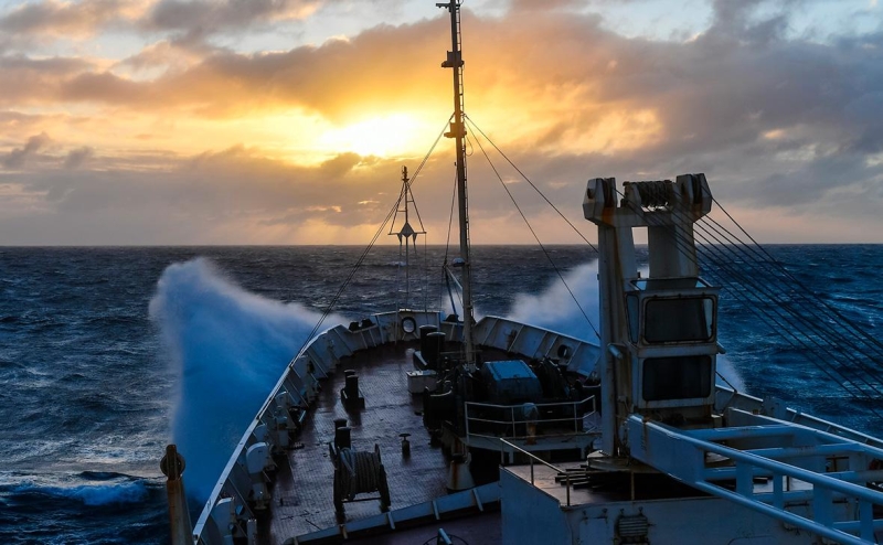 Песков напомнил Риге о &laquo;Северных потоках&raquo; в ответ на идею закрыть