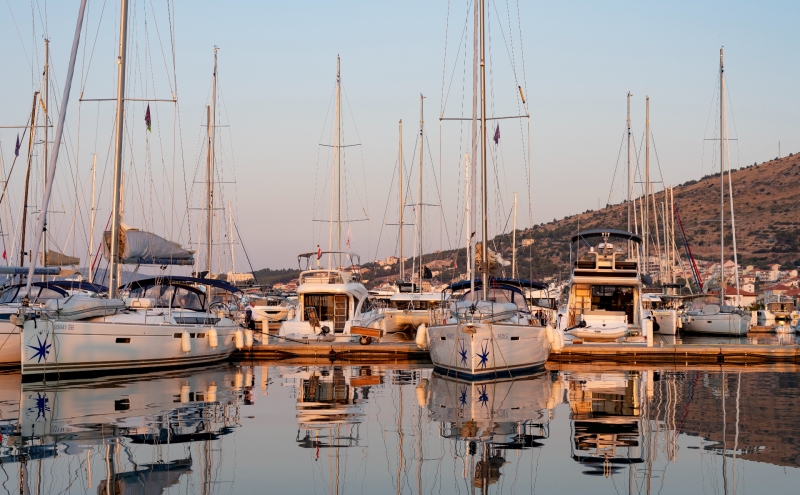 Песков назвал ерундой данные FT о звонках Кремля уехавшим бизнесменам