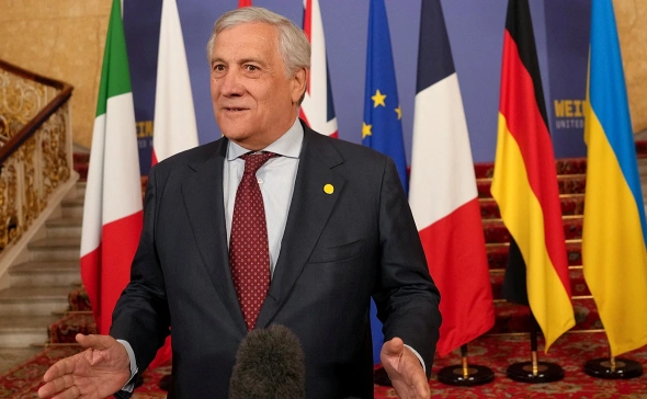 Песков объяснил отсутствие Путина на прощании со Старовойтом