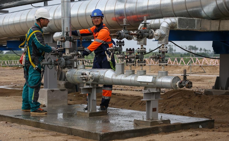 Песков ответил на статью FT о споре России и Китая из-за цены на газ