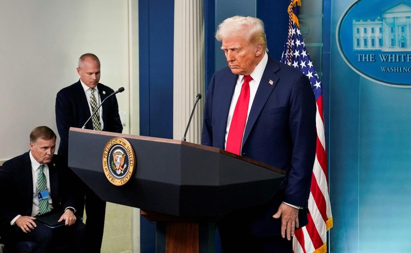 Песков пояснил слова Трампа о контактах с Россией