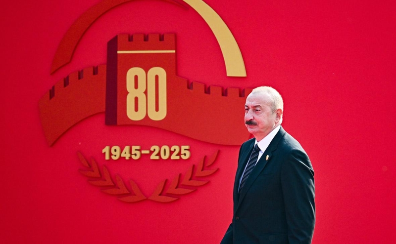 Песков раскрыл детали контактов Путина и Алиева в Китае