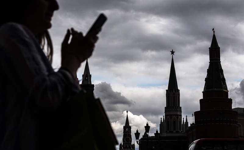 Песков рассказал о существовавшей угрозе обвала экономики из-за