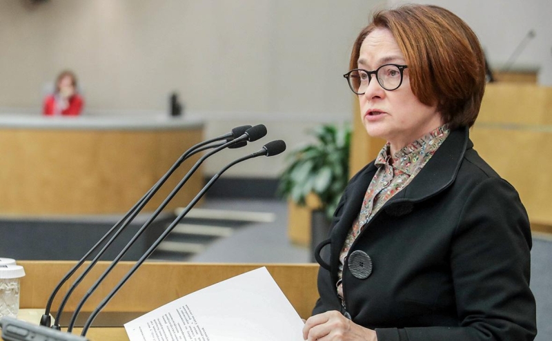 Песков рассказал о существовавшей угрозе обвала экономики из-за