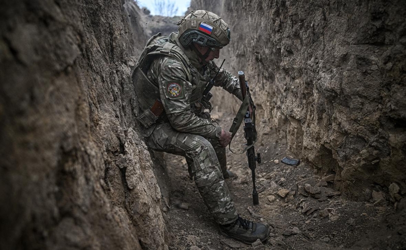 Песков сказал, что контакты по урегулированию на Украине «идут сложно»