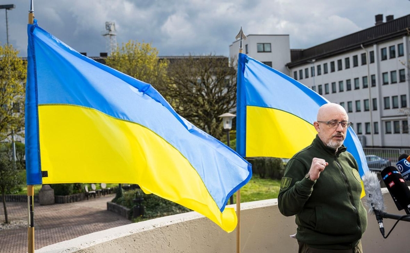 Песков в ответ на заявление Подоляка предупредил о наказании от